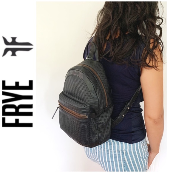NWT FRYE genuine leather backpack black - Picture 4 of 9